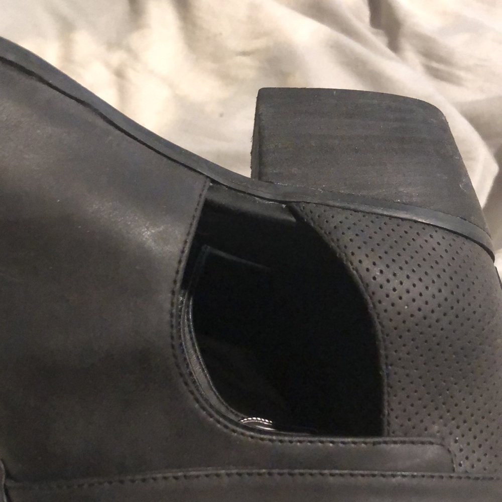 American Eagle Outfitters Black Ankle Booties - Picture 12 of 13